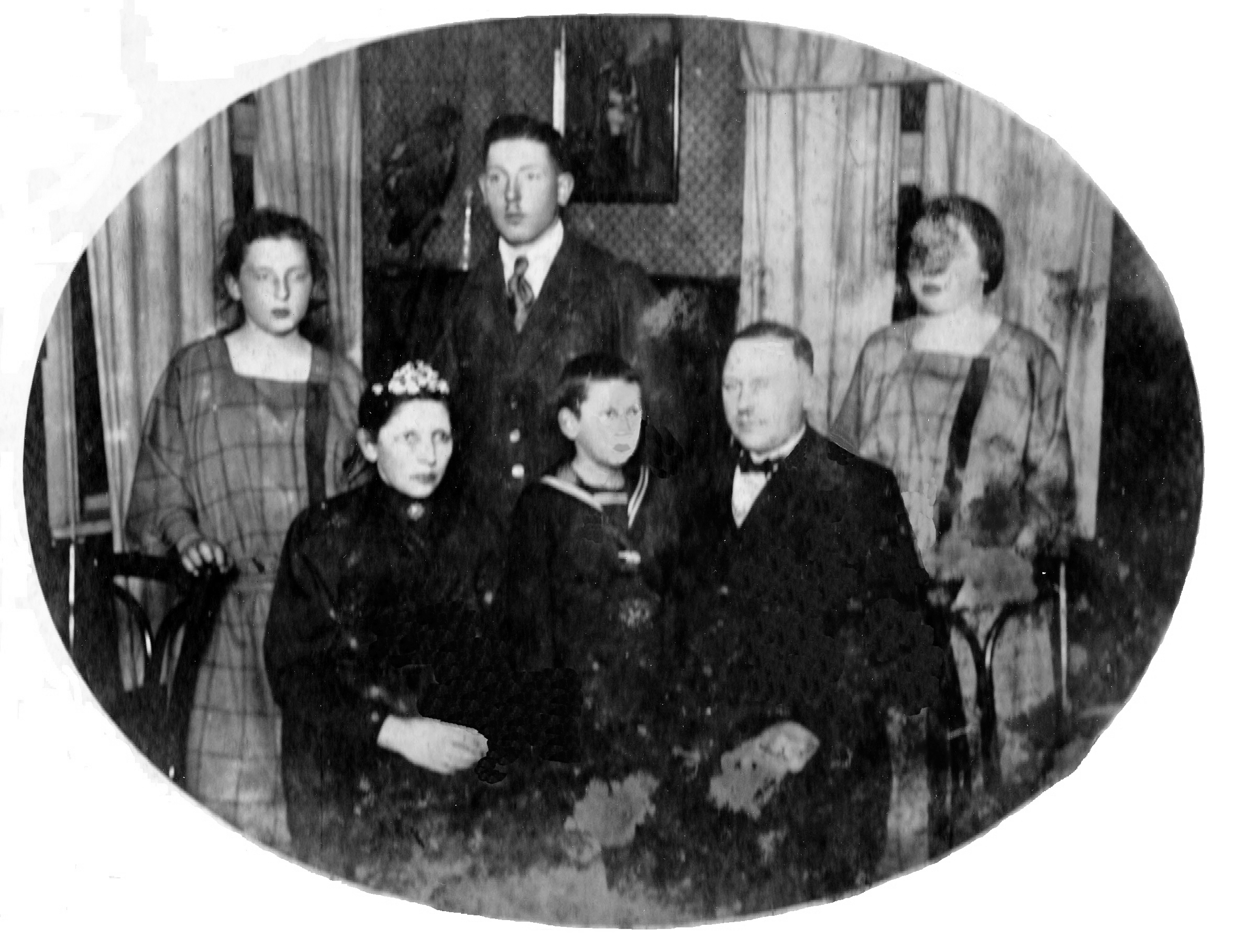 Luhrs Family - 1924